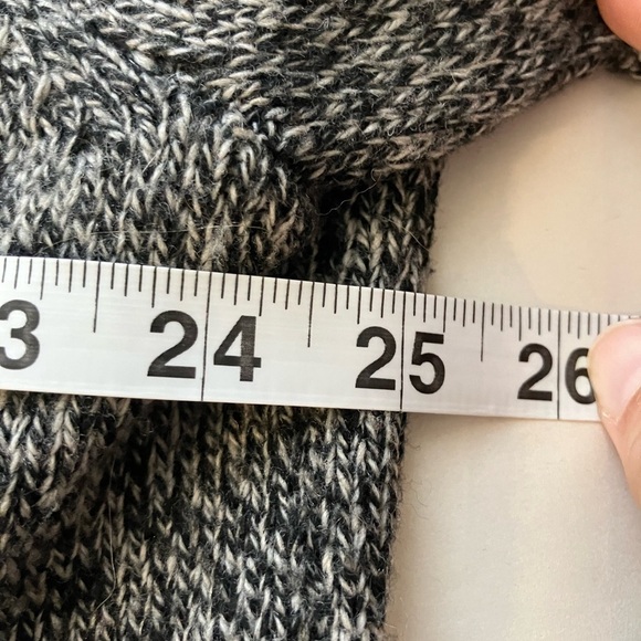 Eddie Bauer Knit Sweater Women’s Sz XL Grey Button Front Wool Blend Fall Warm - Picture 7 of 8